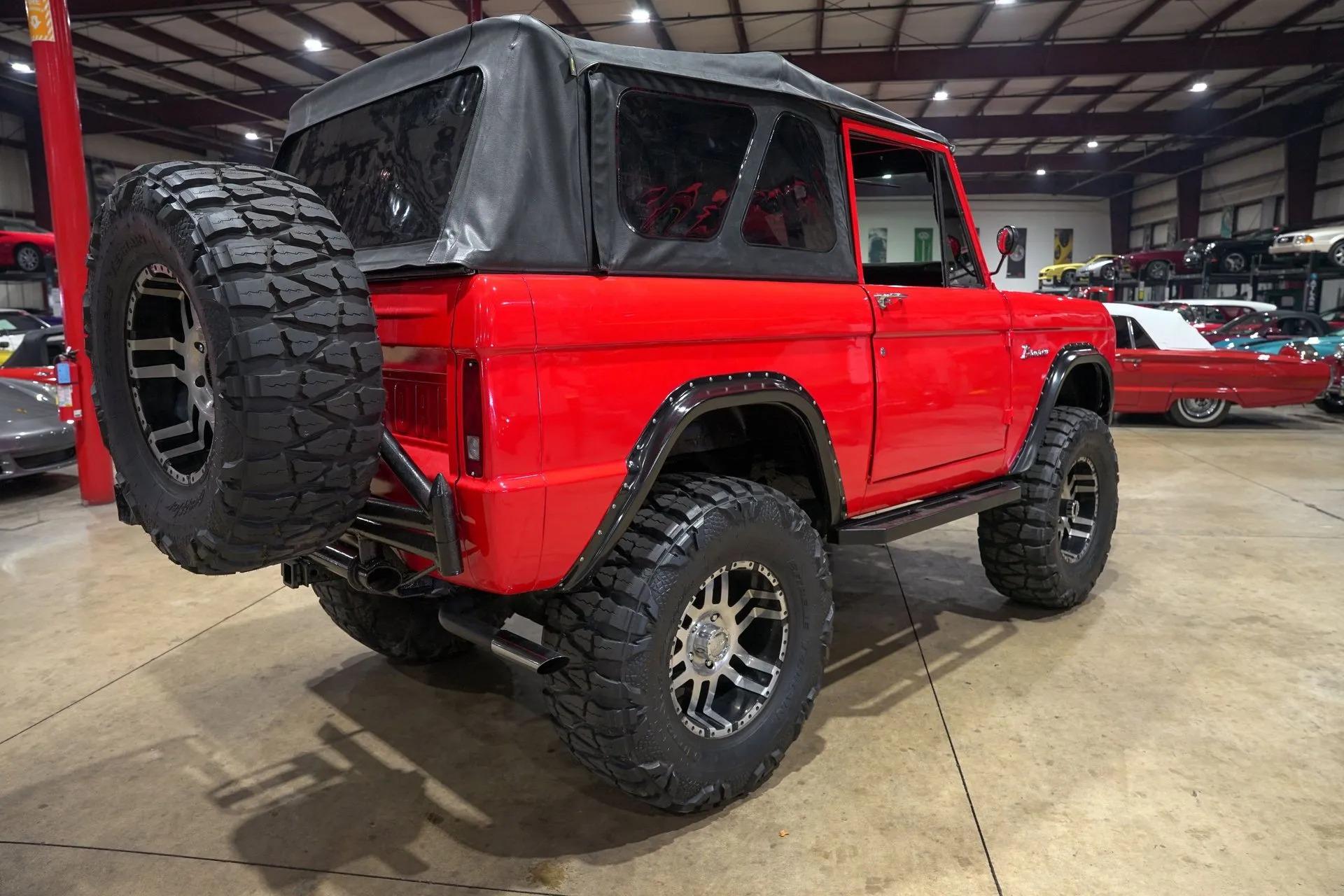 1969 Ford Bronco - 4