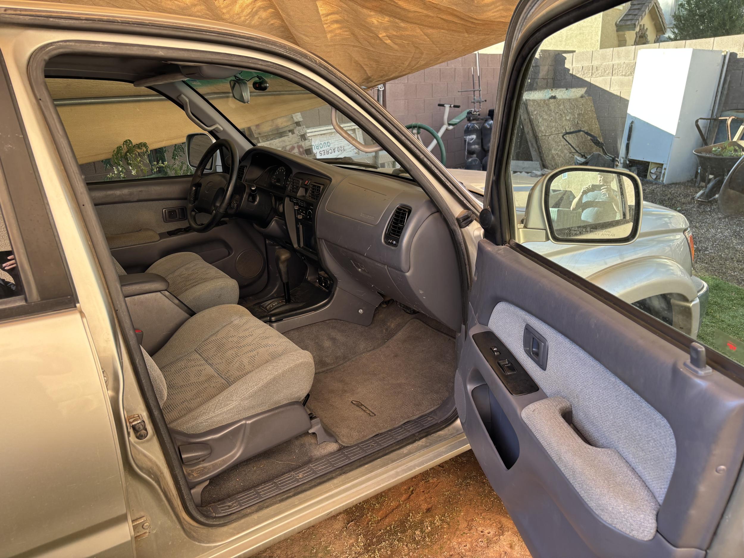 2000 Toyota 4Runner SR5