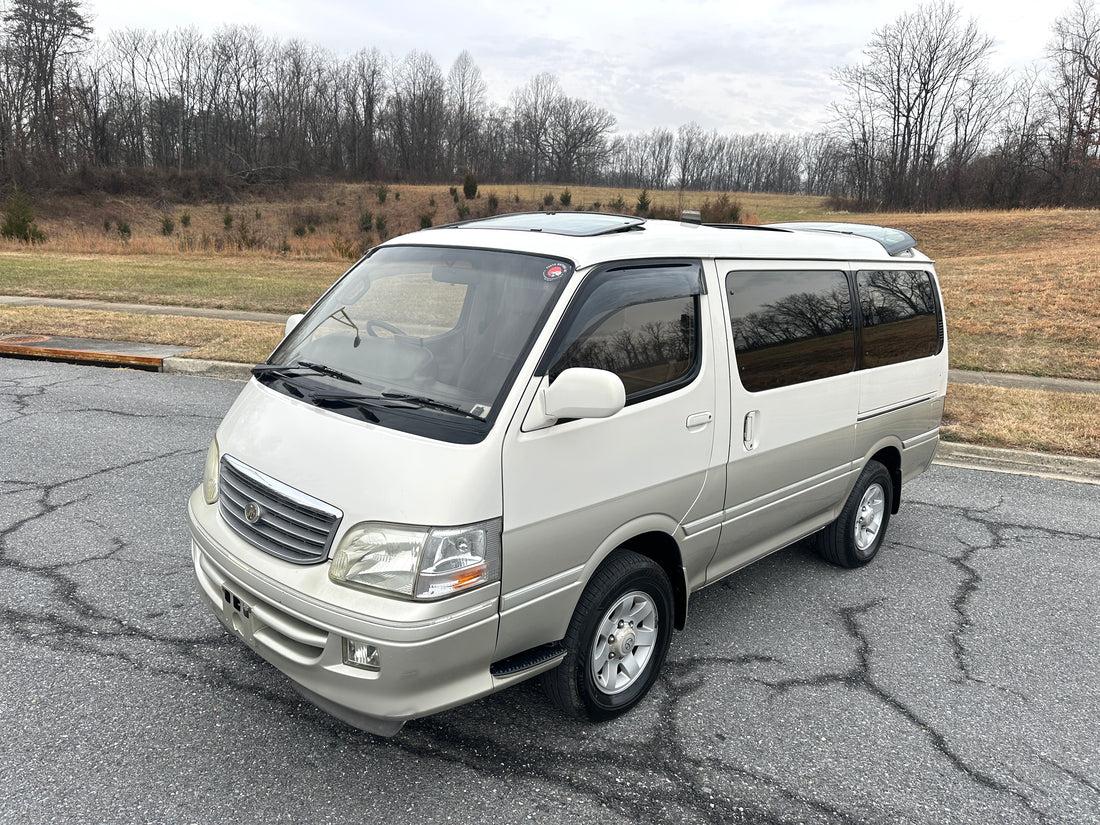  Toyota HiAce