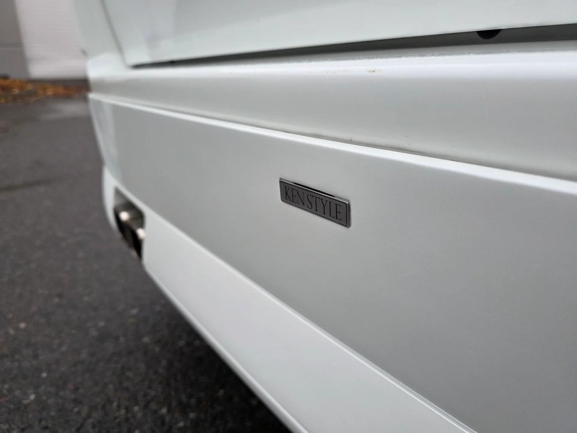 2000 Nissan Elgrand Rider