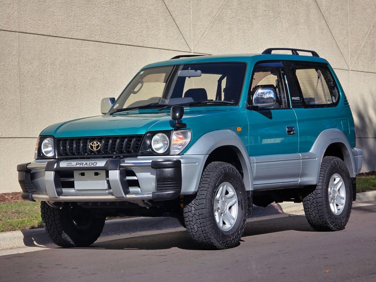 1996 Toyota Land Cruiser Prado - 3