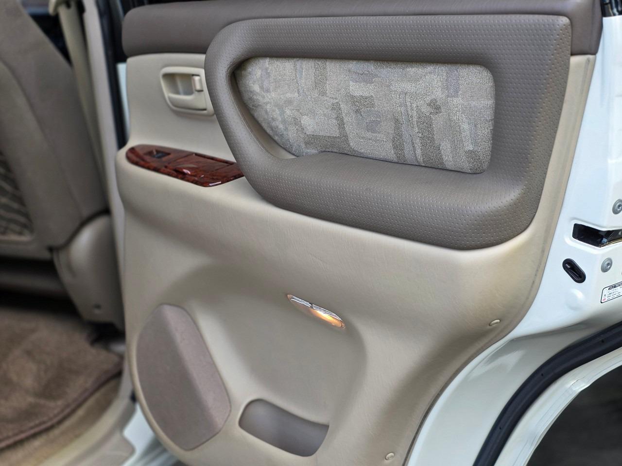 2000 Toyota Land Cruiser VX Limited