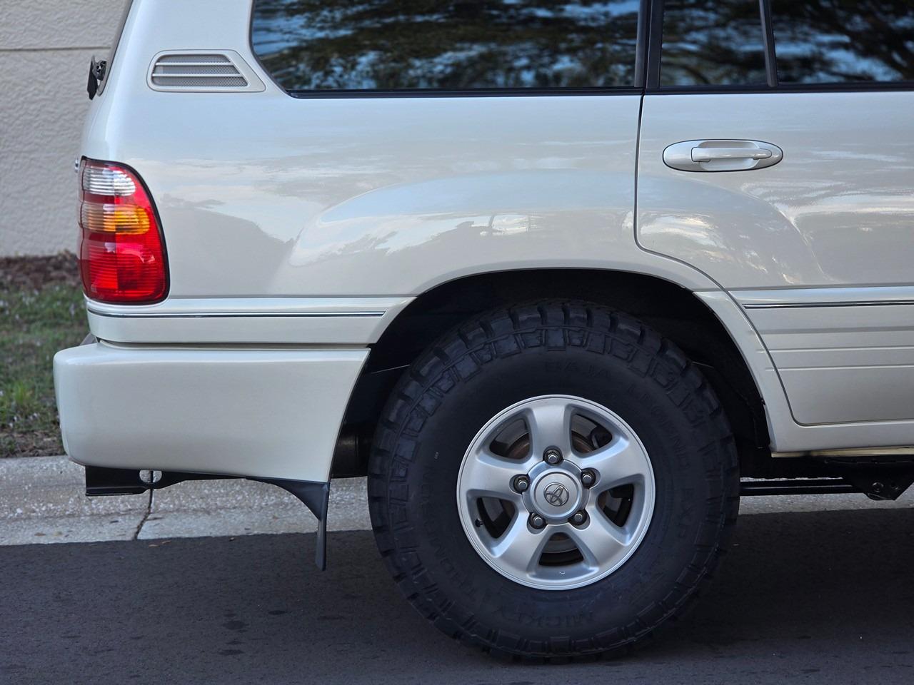 2000 Toyota Land Cruiser VX Limited