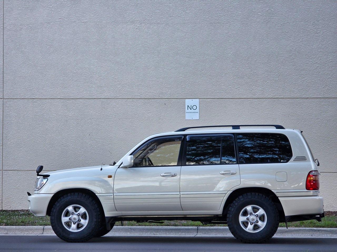 2000 Toyota Land Cruiser VX Limited - 4