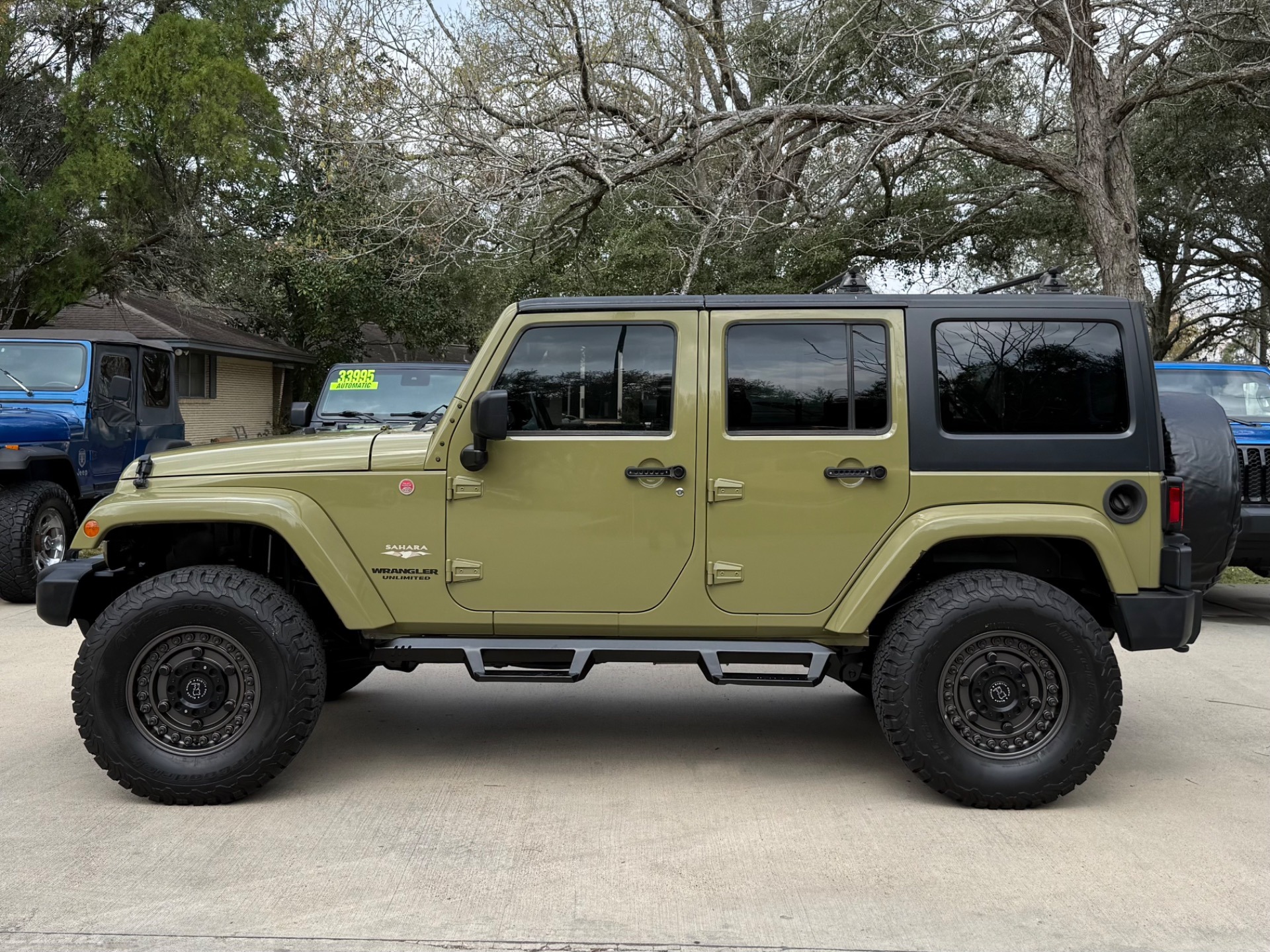 2013 Jeep Wrangler Unlimited - 2