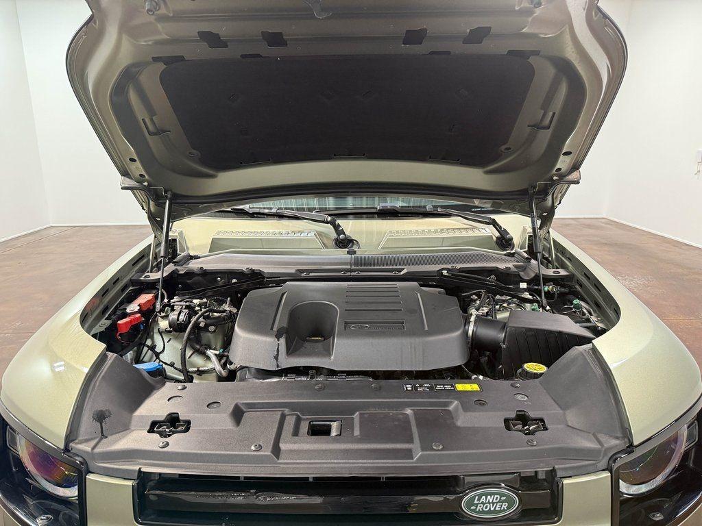 2024 Land Rover Defender 90 X-Dynamic SE