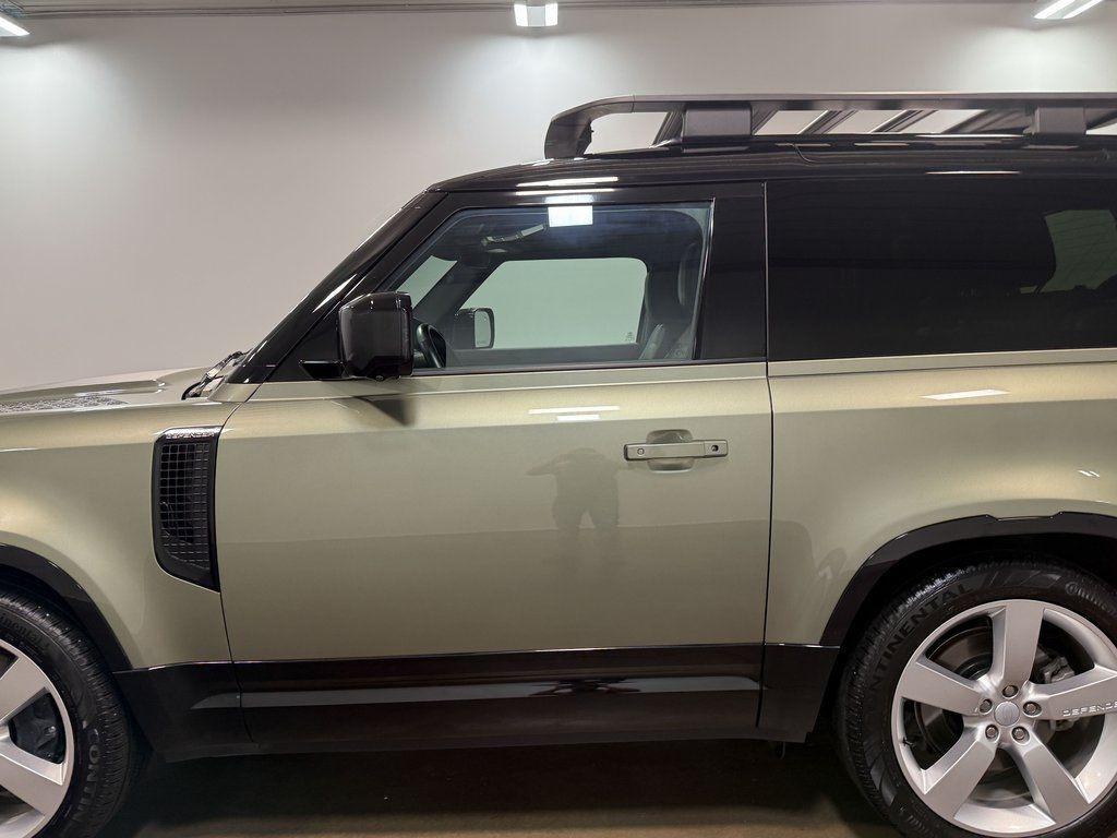 2024 Land Rover Defender 90 X-Dynamic SE