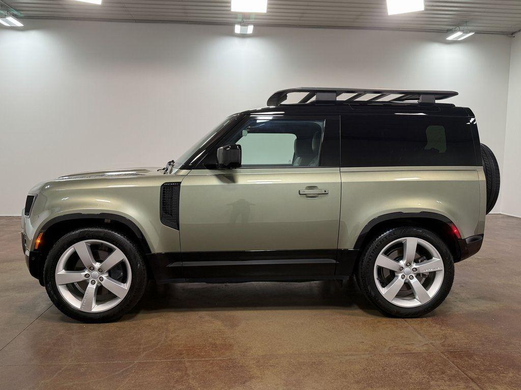 2024 Land Rover Defender 90 X-Dynamic SE