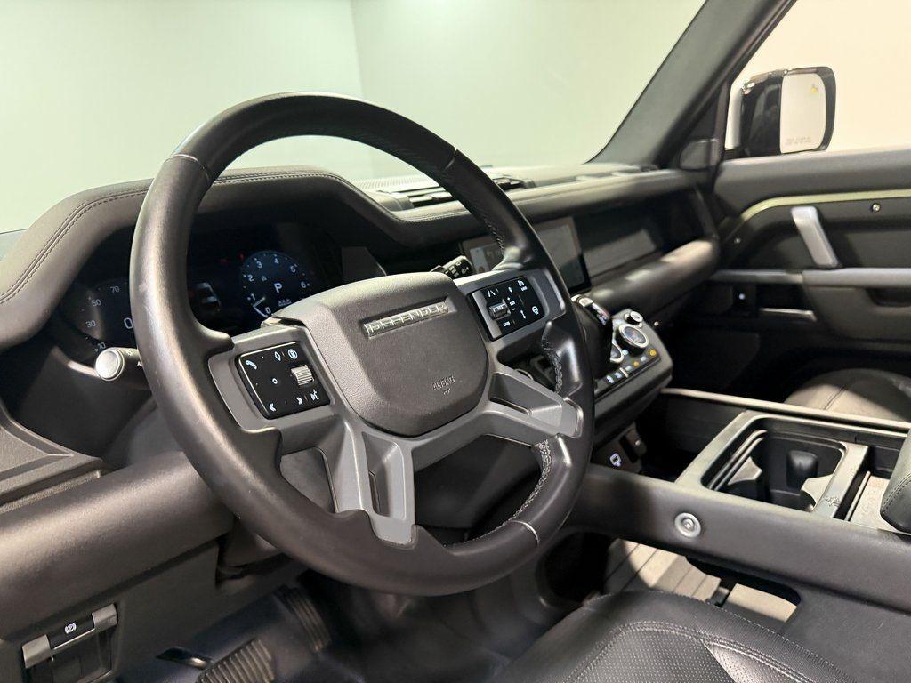 2024 Land Rover Defender 90 X-Dynamic SE