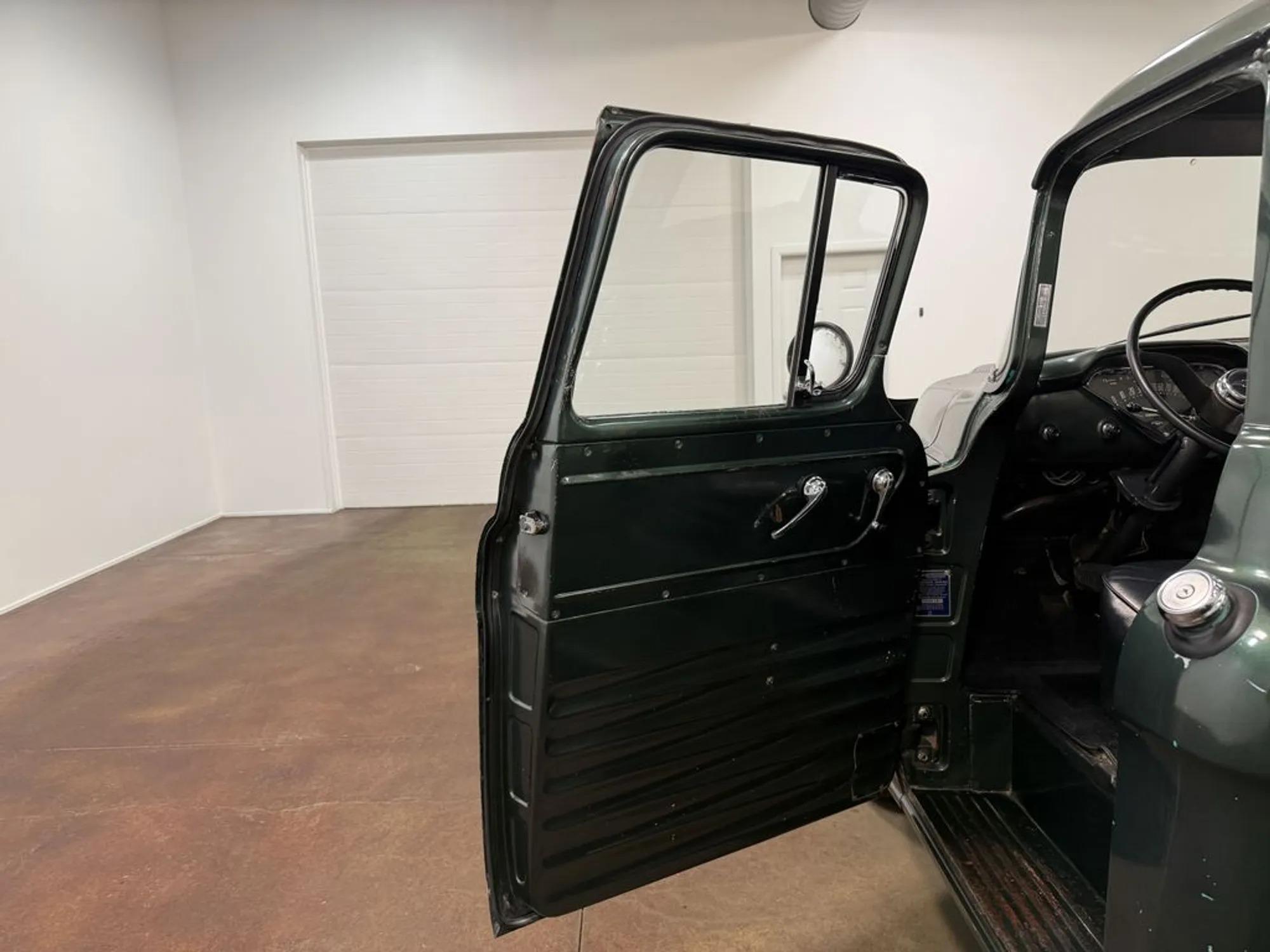 1957 Chevrolet 3200 Task Force Series