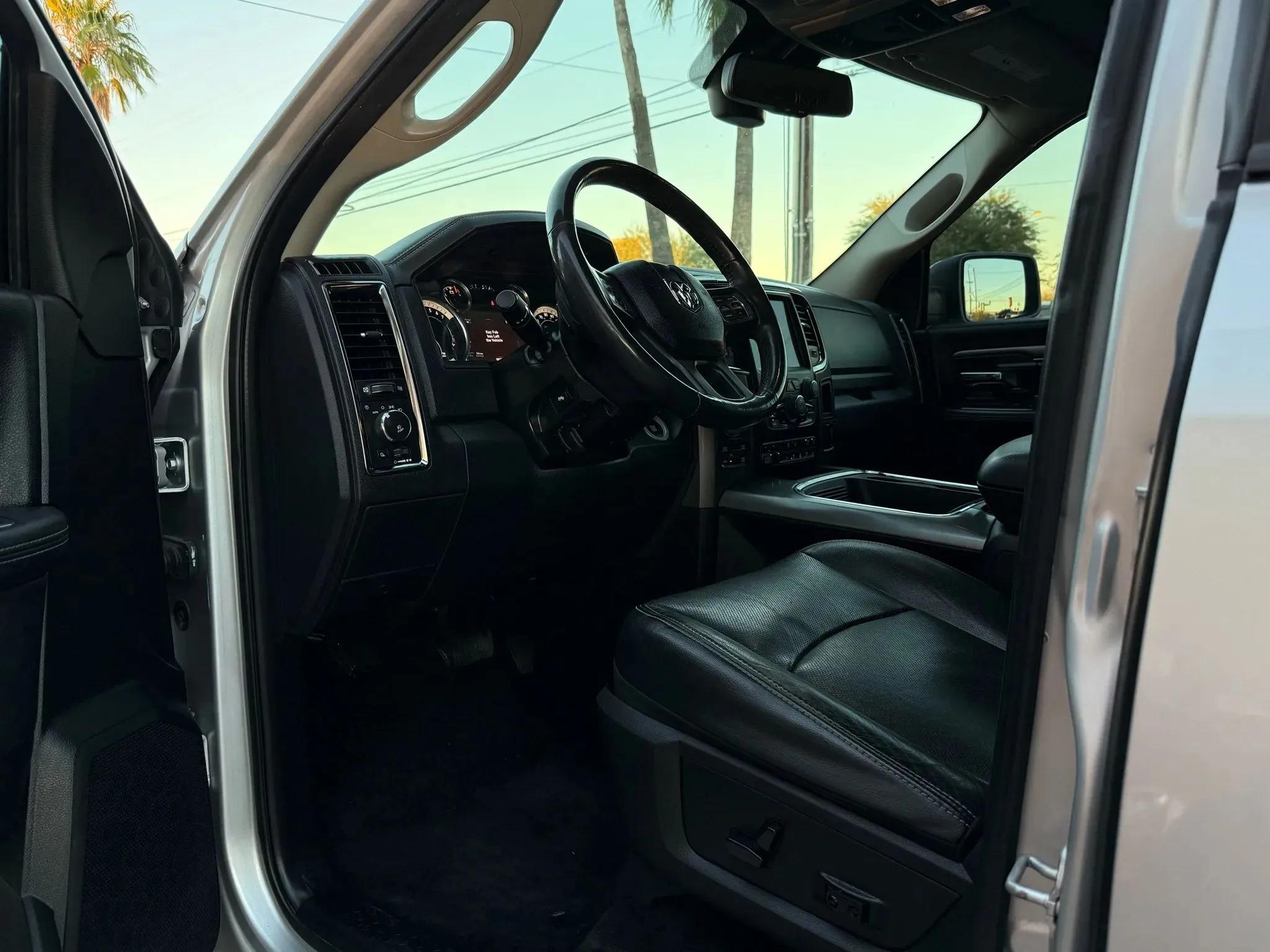 2017 RAM 1500 Sport - 2
