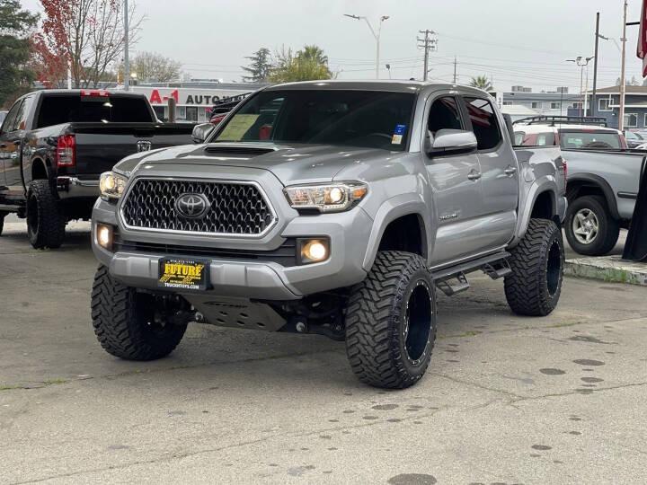  Toyota Tacoma