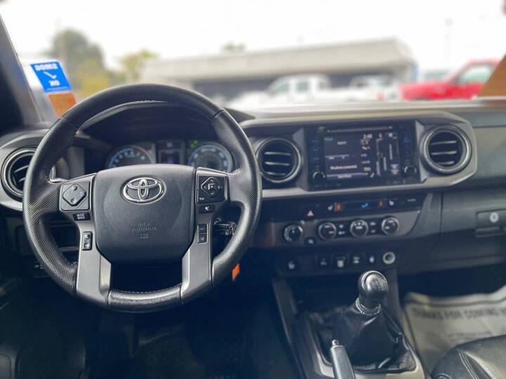 2019 Toyota Tacoma TRD Sport