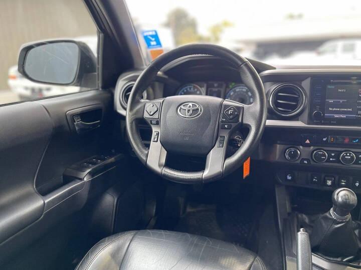 2019 Toyota Tacoma TRD Sport