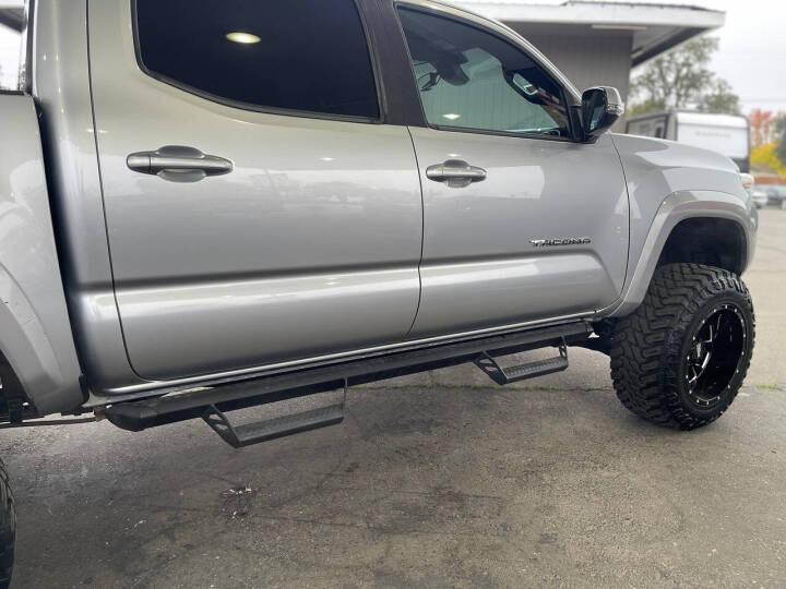 2019 Toyota Tacoma TRD Sport