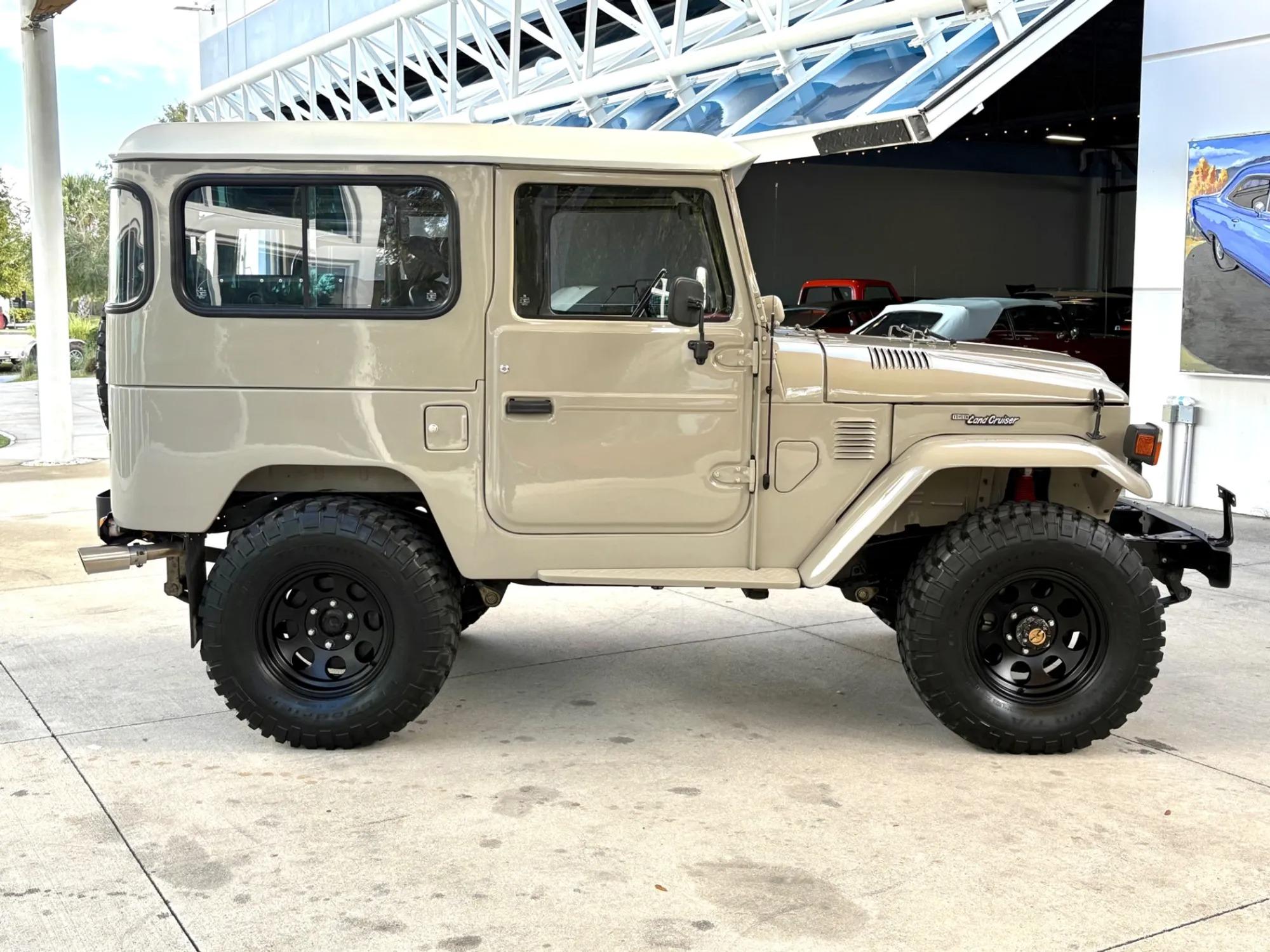 1977 Toyota Land Cruiser FJ40