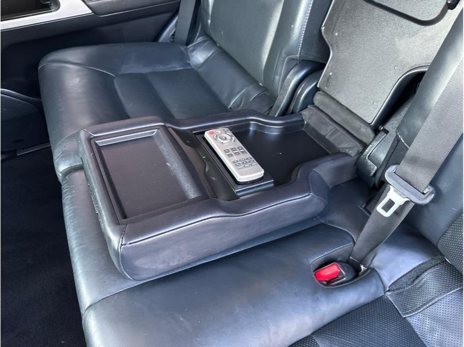 2016 Toyota Land Cruiser