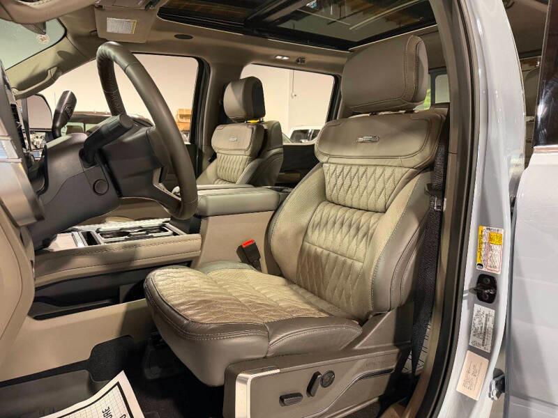 2025 Ford F-450 Super Duty Platinum