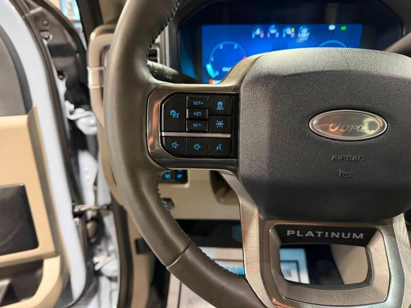 2025 Ford F-450 Super Duty Platinum