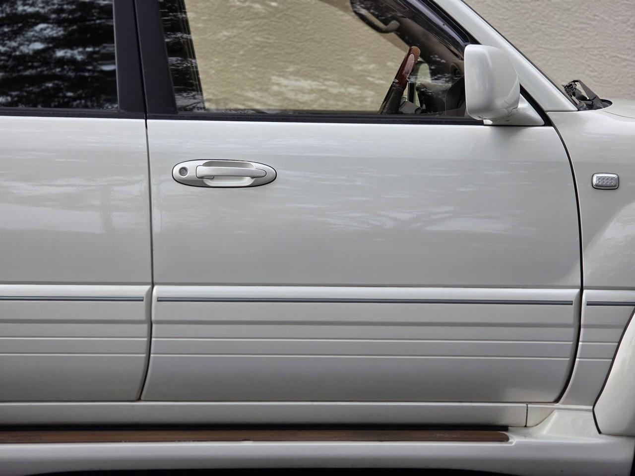 2000 Toyota Land Cruiser VX LTD