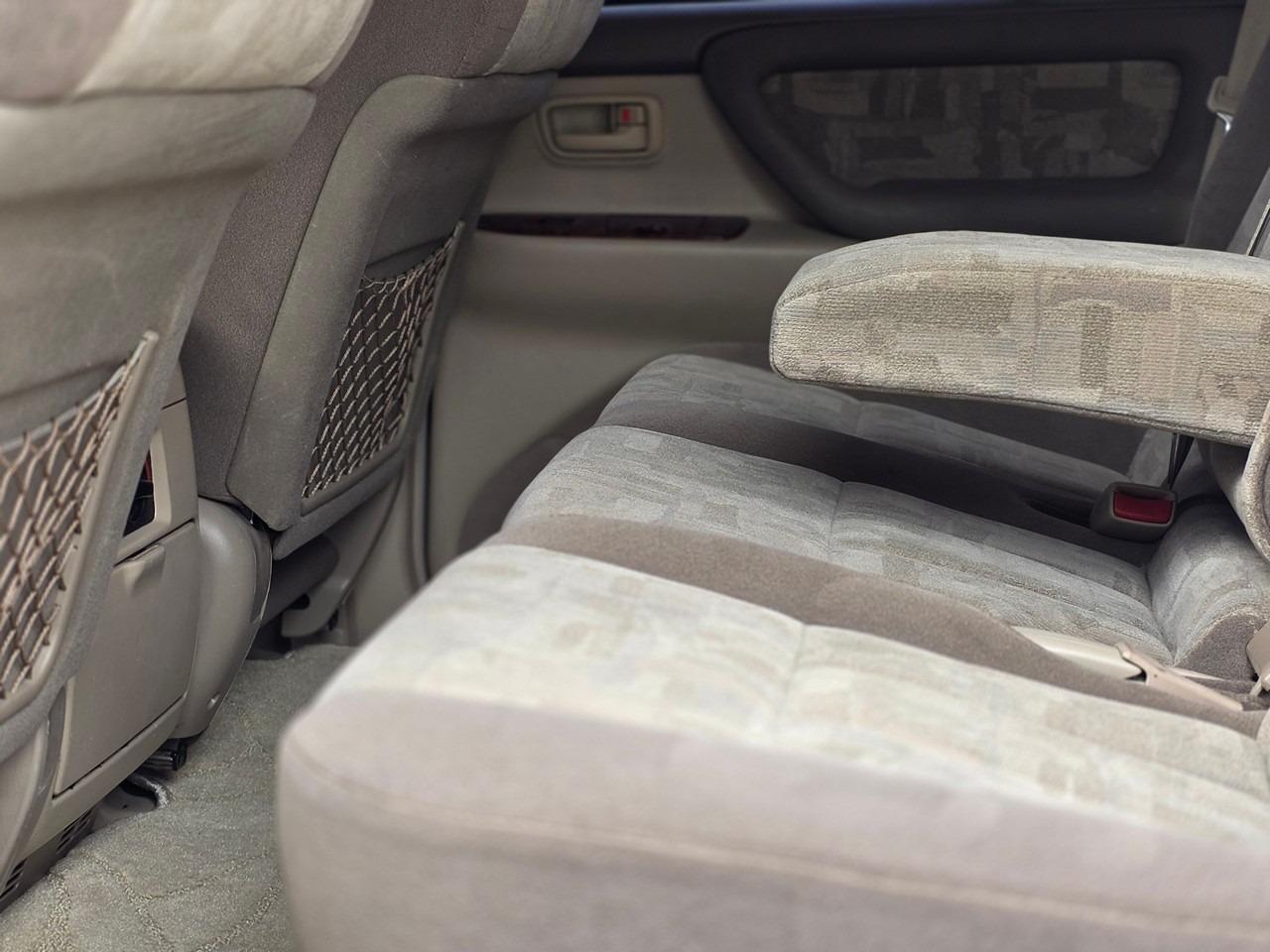 2000 Toyota Land Cruiser VX LTD