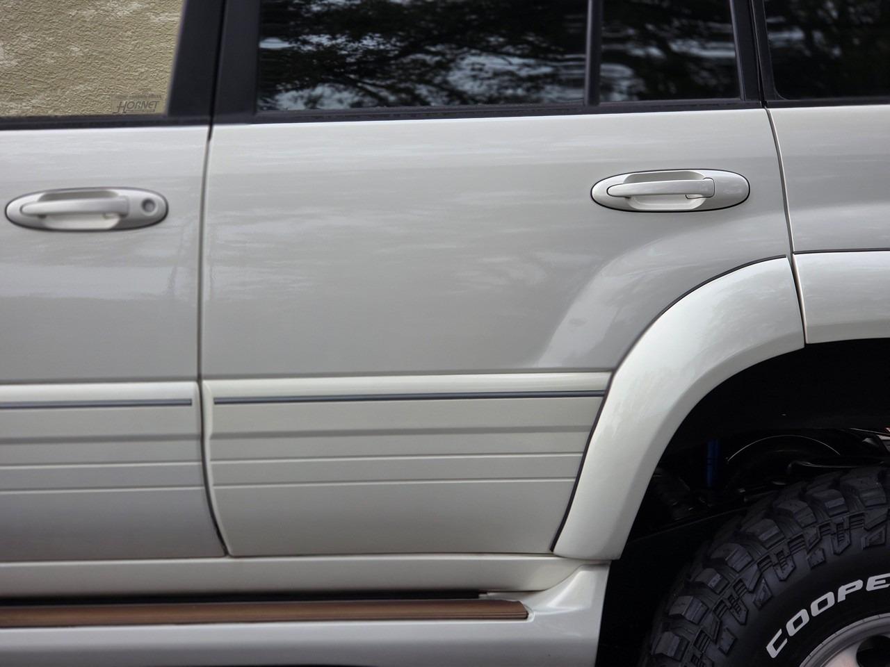 2000 Toyota Land Cruiser VX LTD