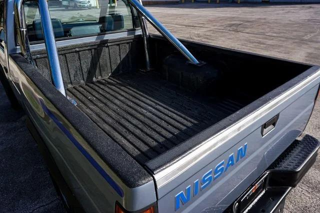1990 Nissan Hardbody XE