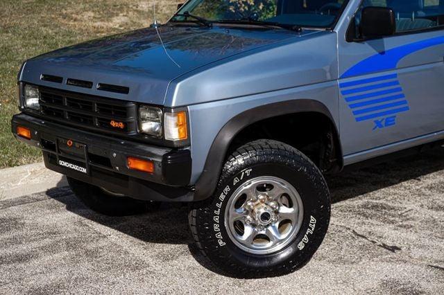 1990 Nissan Hardbody XE