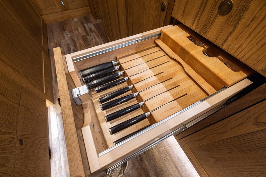 2025 EarthRoamer XV-SX-032