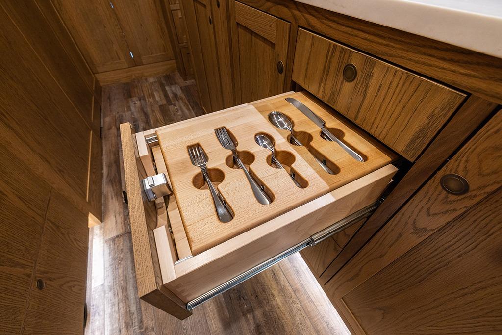 2025 EarthRoamer XV-SX-032