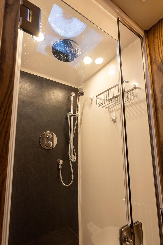 2025 EarthRoamer XV-SX-032