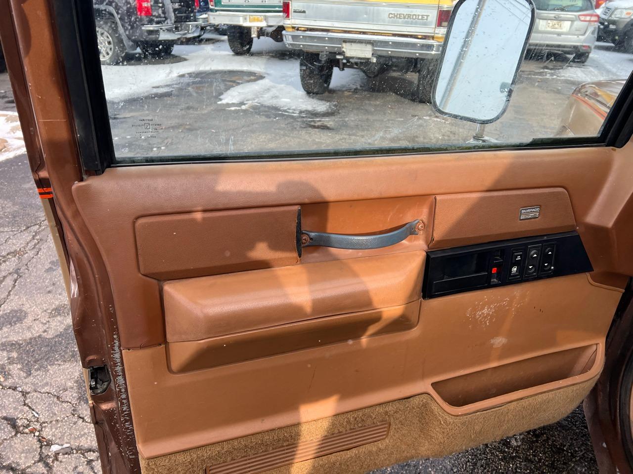 1989 Chevrolet C3500 Pickup