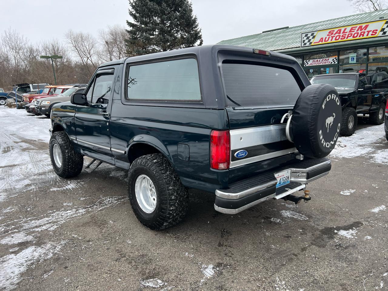 1995 Ford Bronco XLT - 4