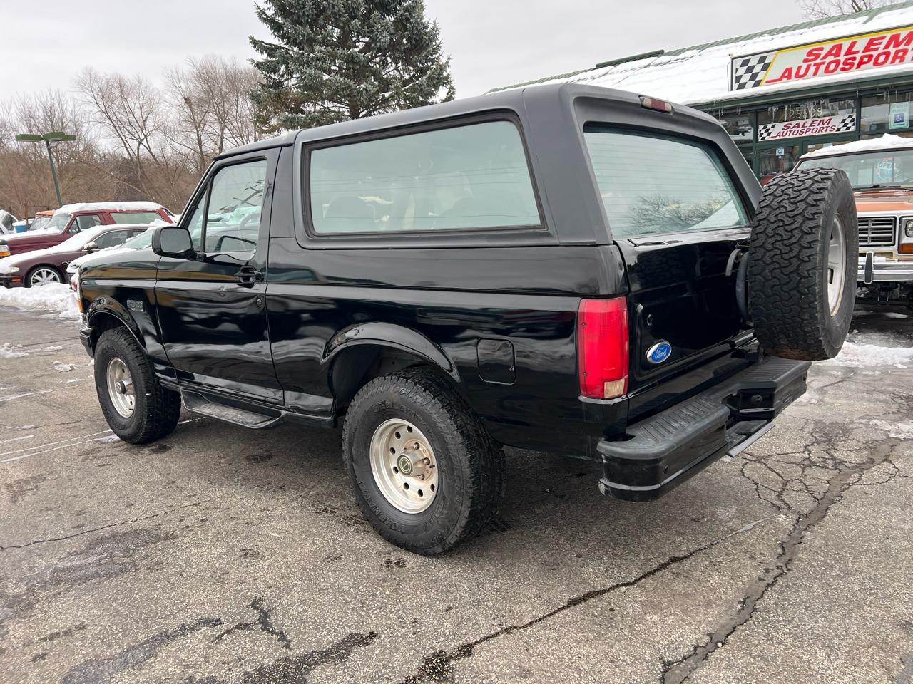 1995 Ford Bronco XLT