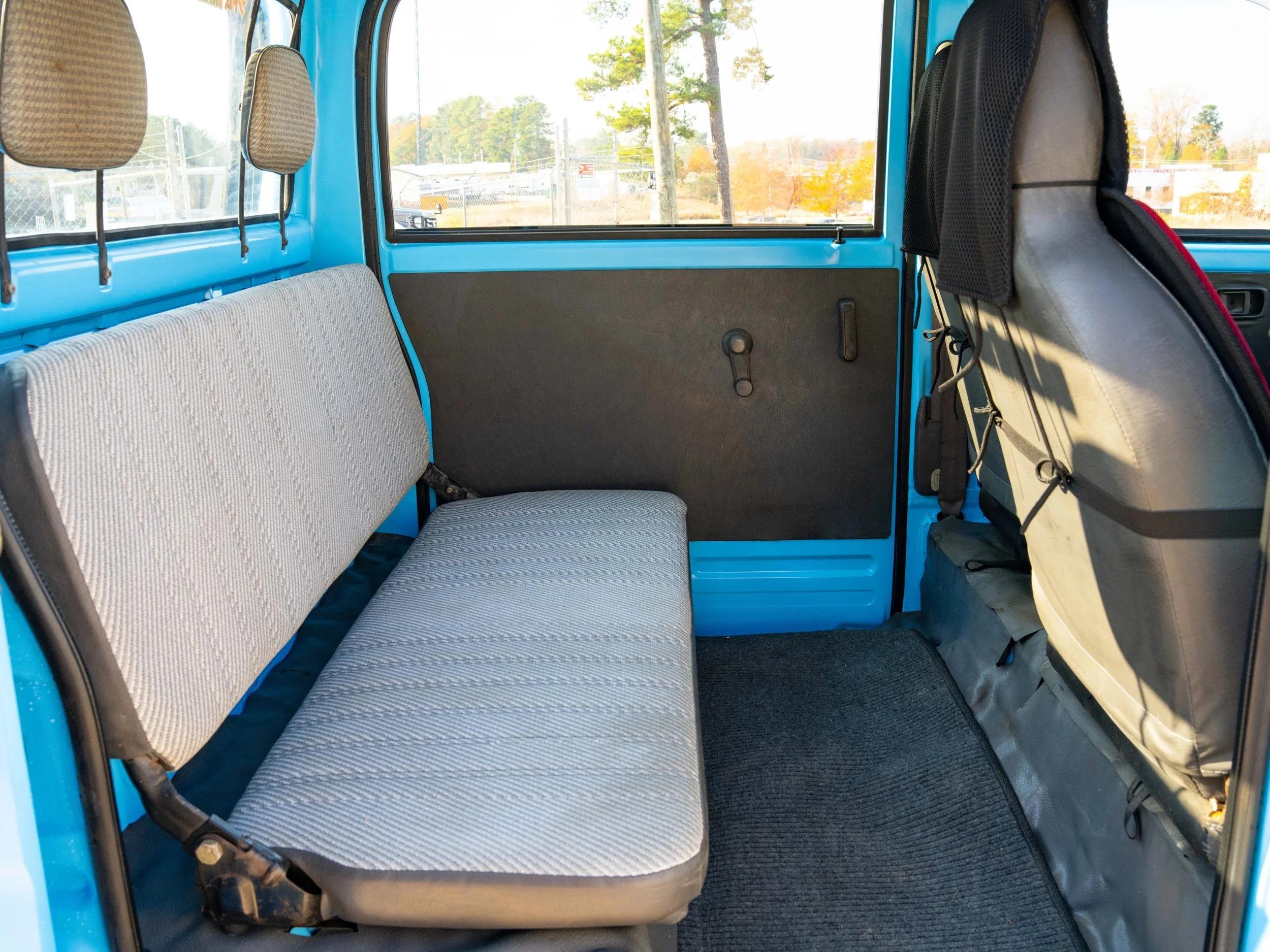 1997 Daihatsu HiJet Deckvan