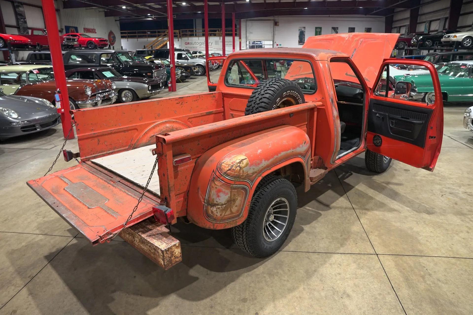 1977 Dodge Power Wagon Custom