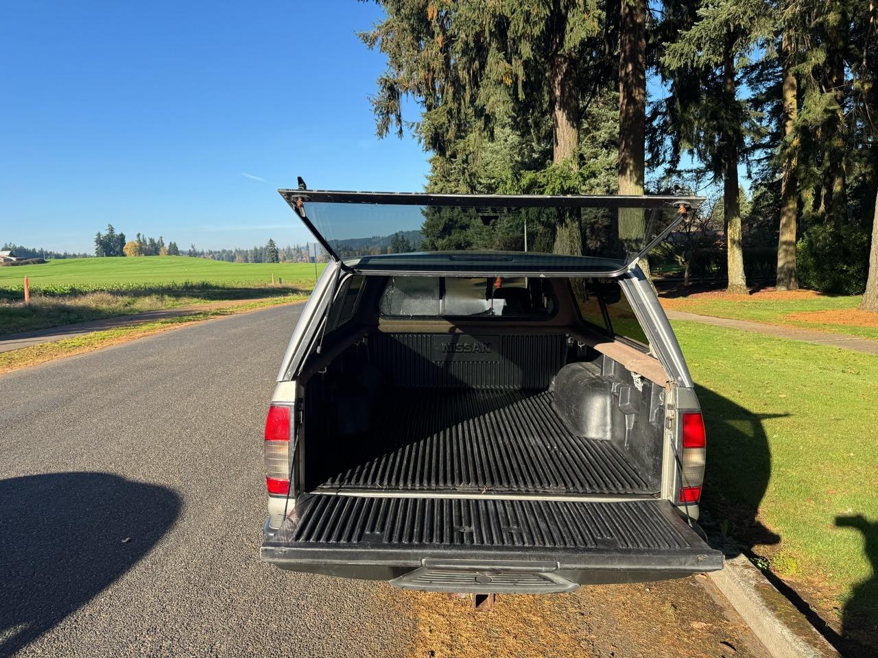 2002 Nissan Frontier XE
