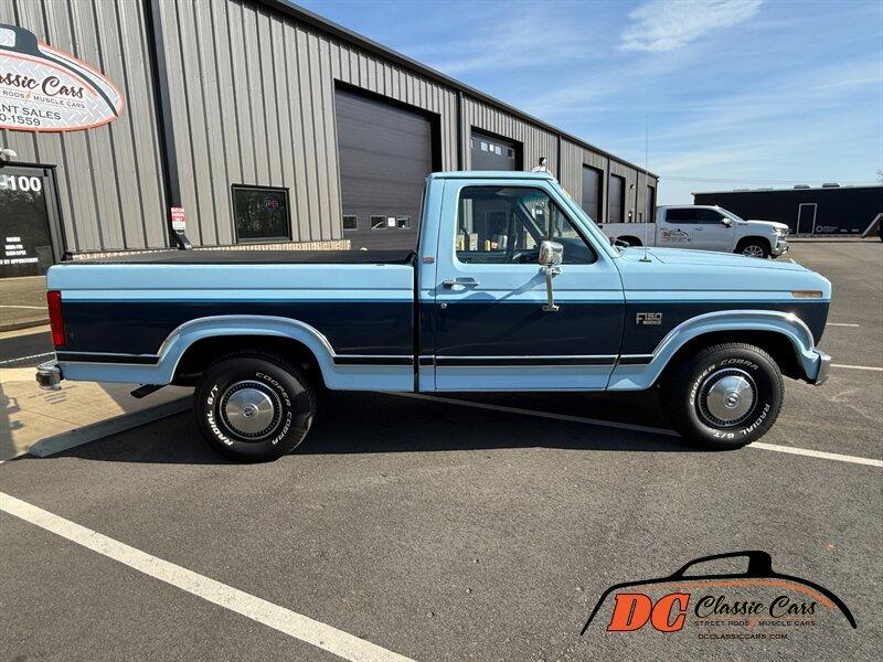 1986 Ford F-150 XLT Lariat - 2