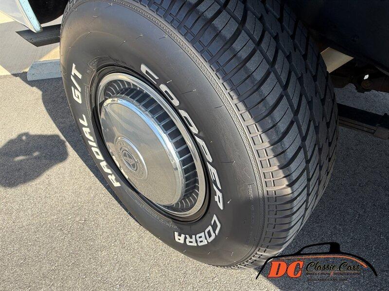 1986 Ford F-150 XLT Lariat