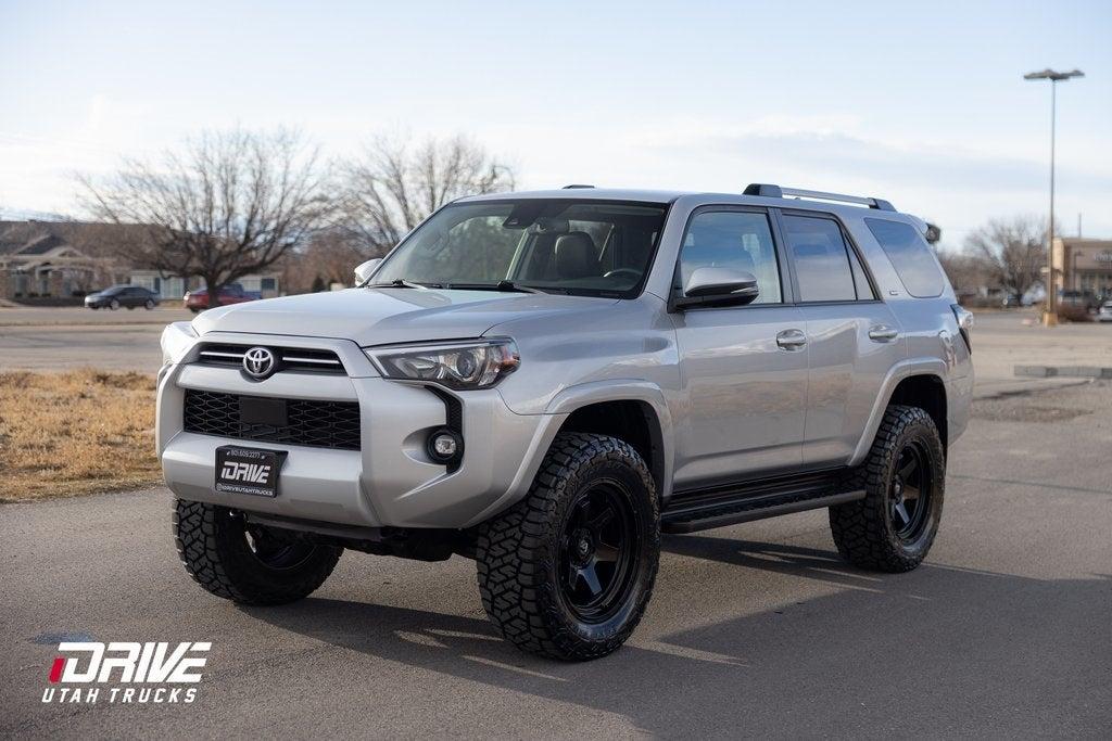2022 Toyota 4Runner SR5 Premium - 4