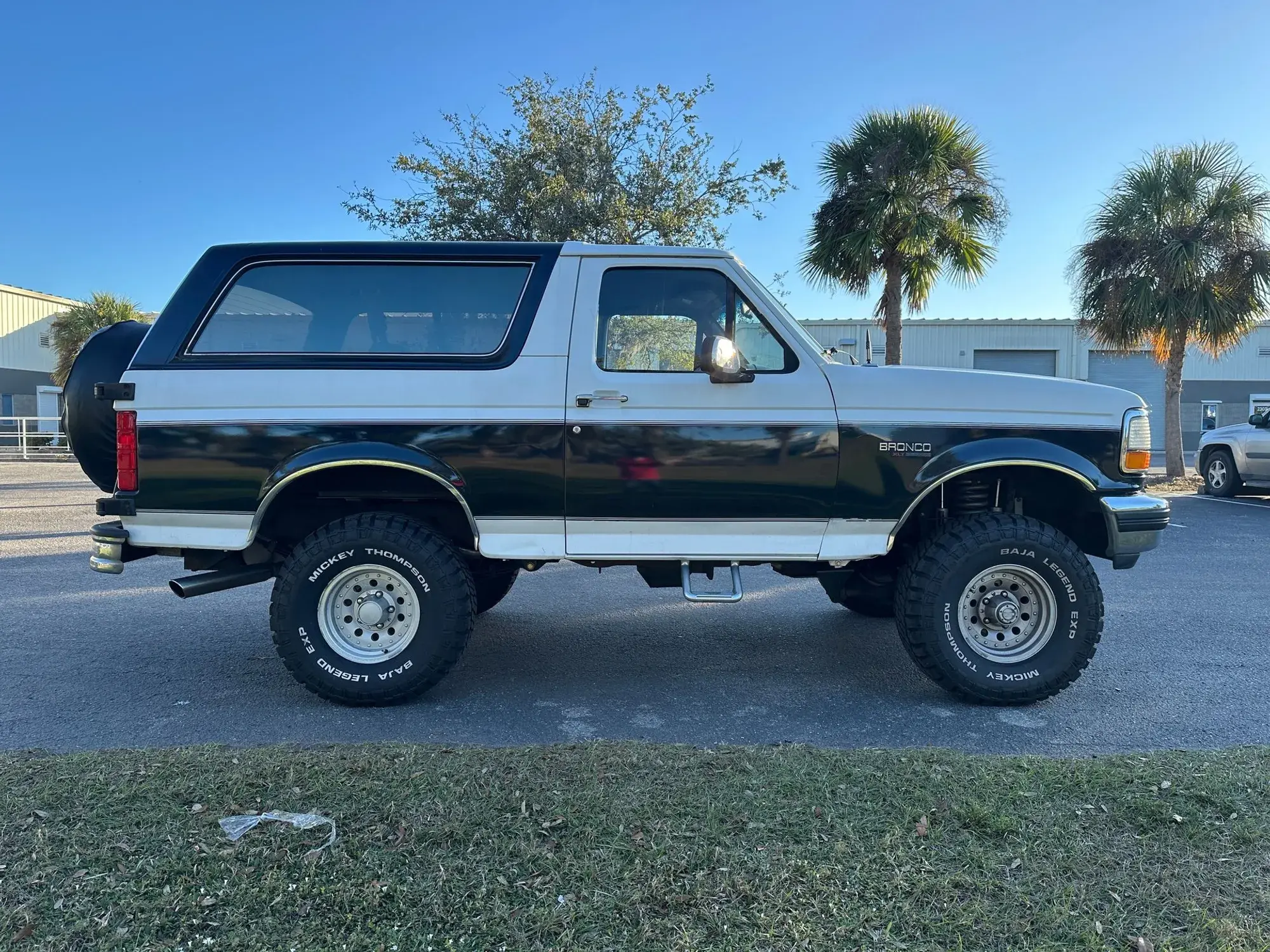 1992 Ford Bronco XLT 4×4