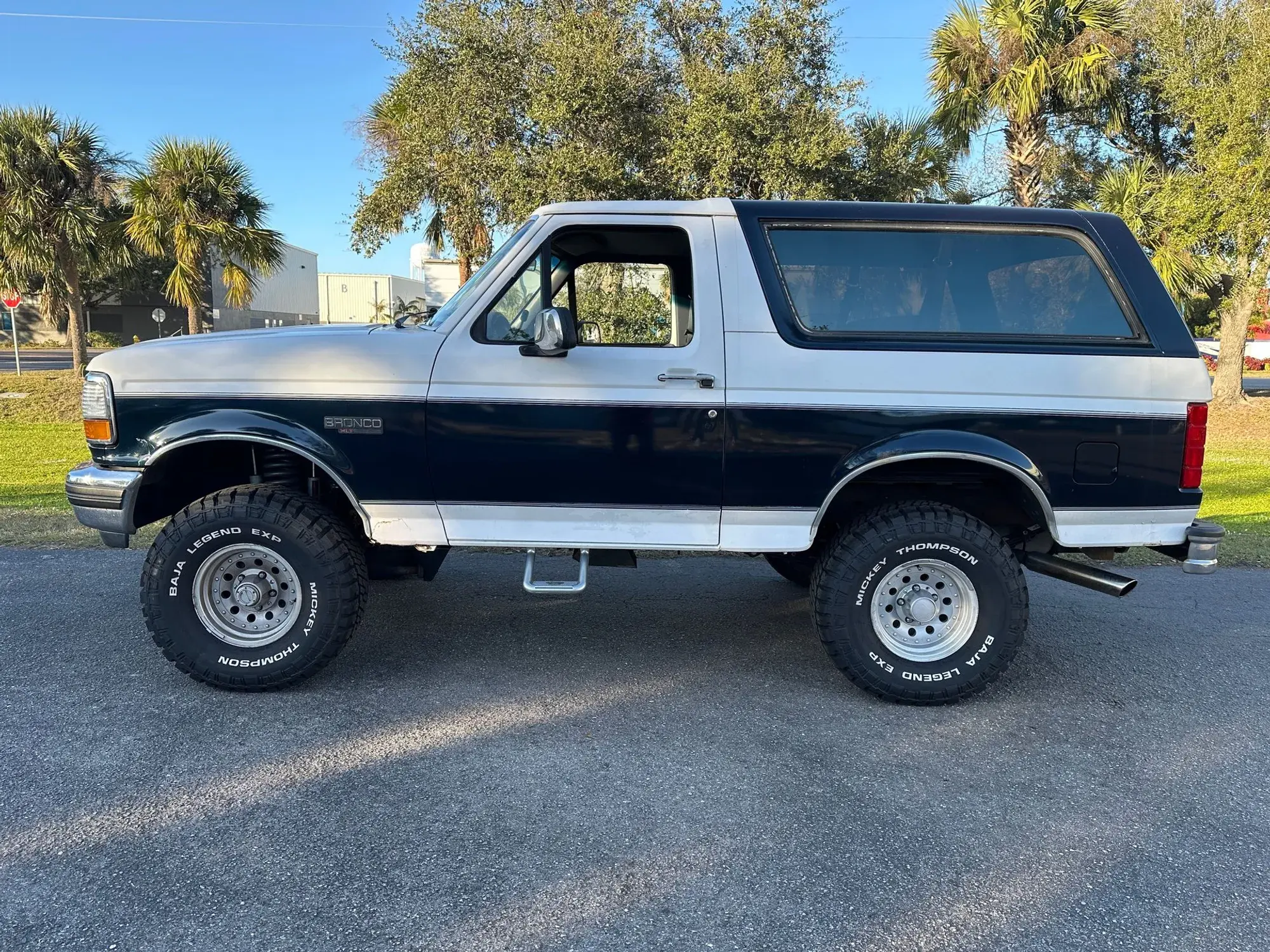 1992 Ford Bronco XLT 4×4