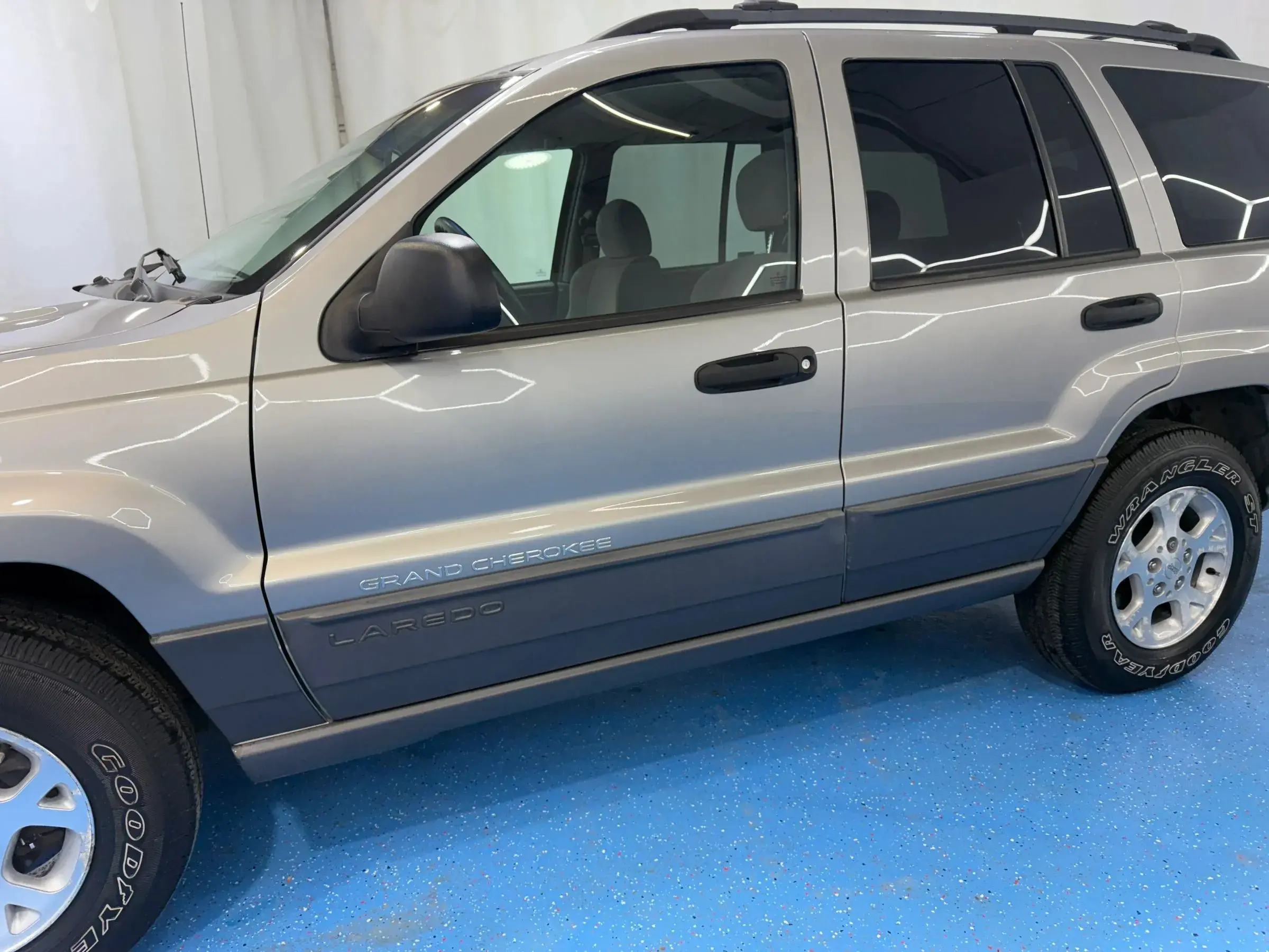 40k-Mile 2001 Jeep Grand Cherokee