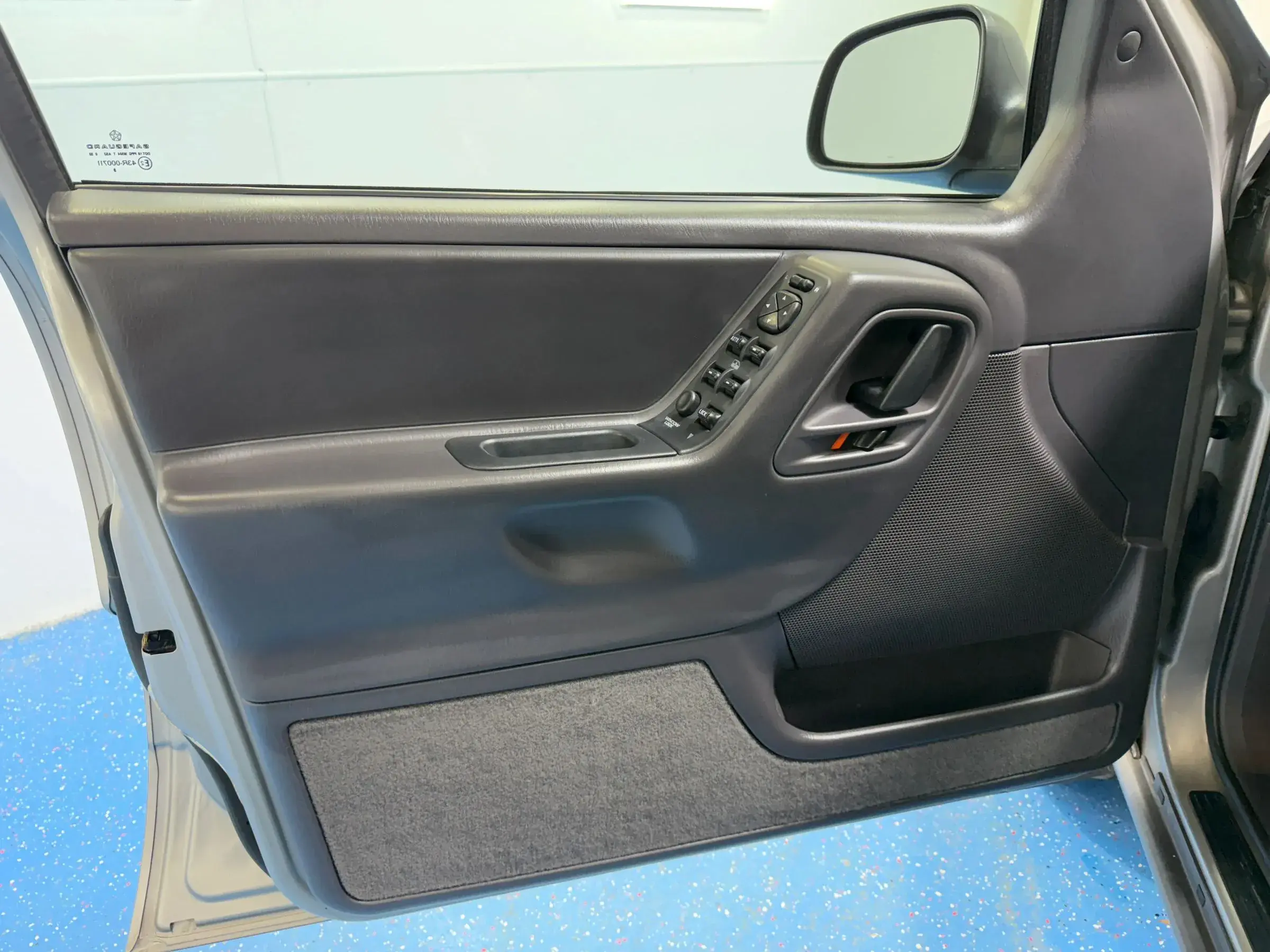 40k-Mile 2001 Jeep Grand Cherokee