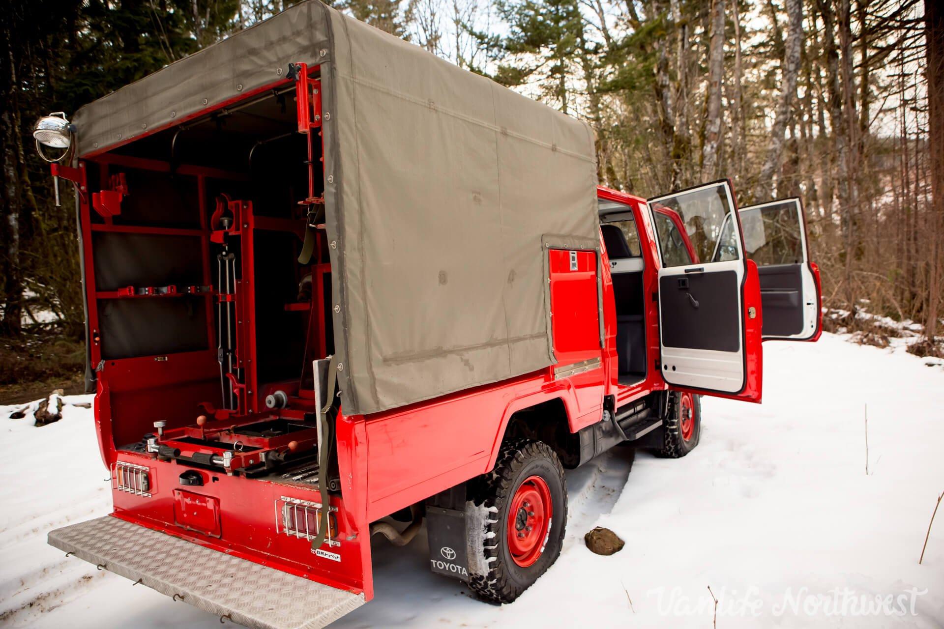1996 Toyota HiAce Double-Cab Fire Truck