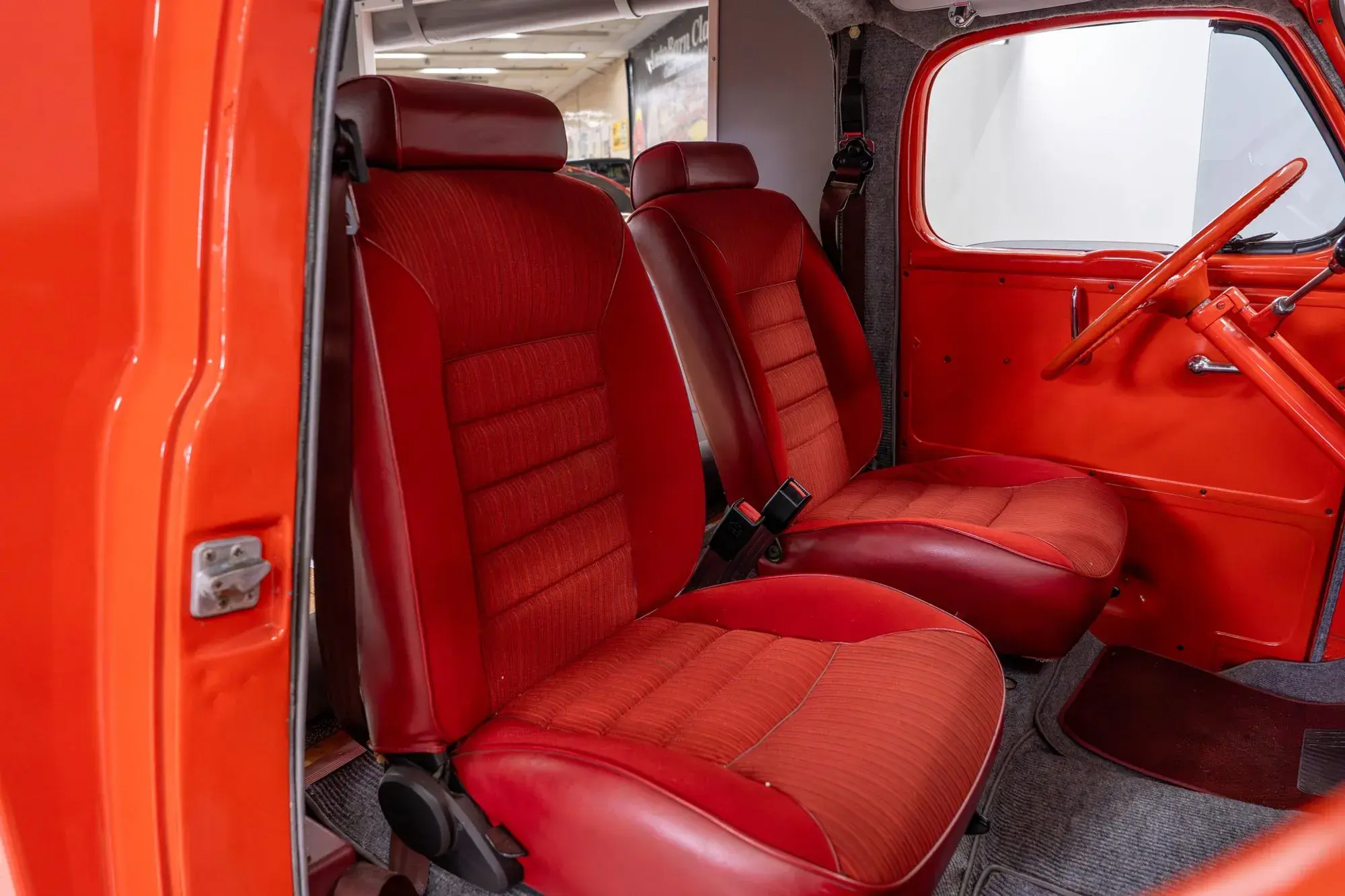 1952 Studebaker 2R5 Cargo Truck