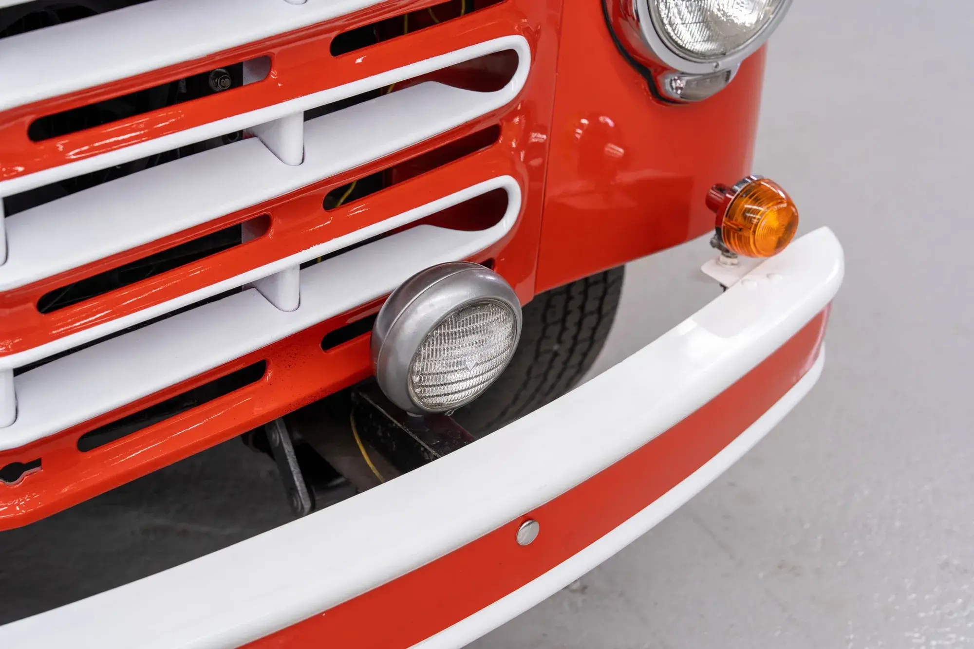 1952 Studebaker 2R5 Cargo Truck