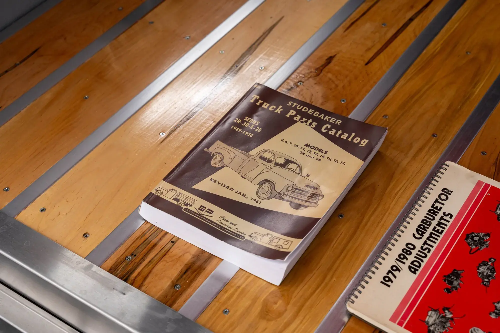 1952 Studebaker 2R5 Cargo Truck