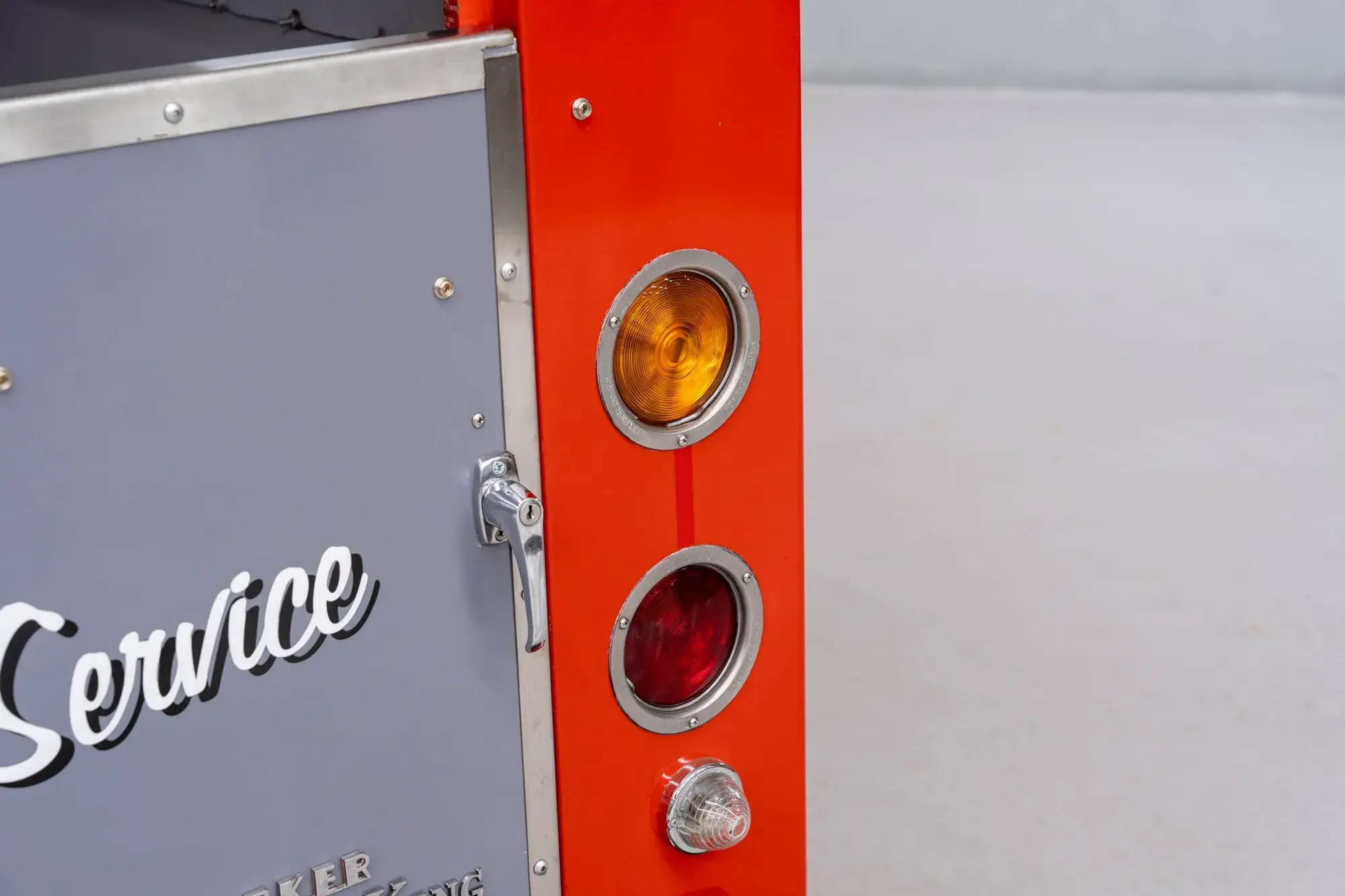 1952 Studebaker 2R5 Cargo Truck