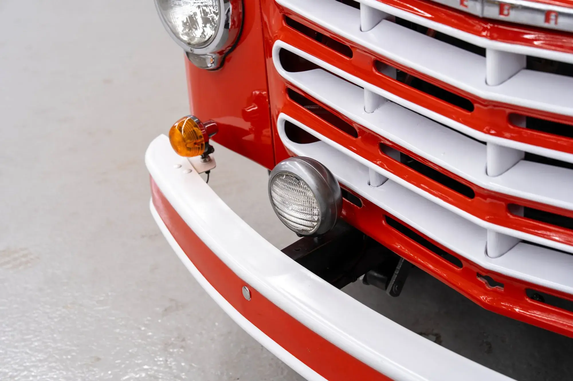 1952 Studebaker 2R5 Cargo Truck